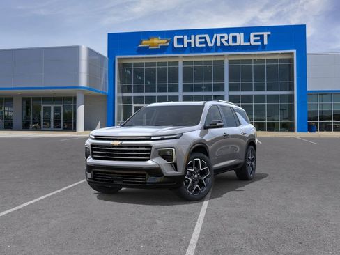 New 2026 Chevrolet Traverse High Country AWD/4WD image 9