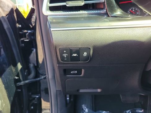 Used 2023 Kia K5 GT FWD image 13