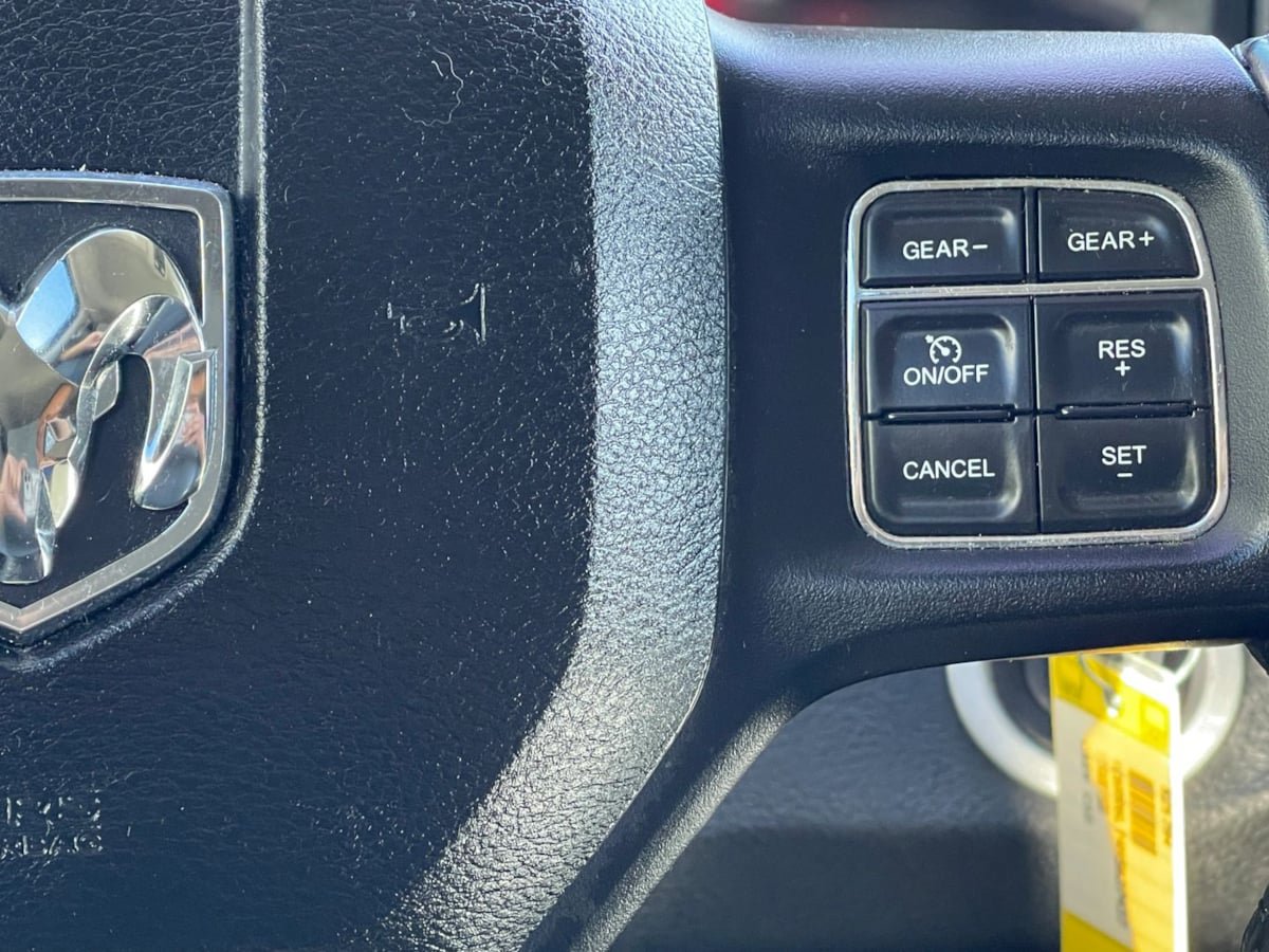 Used 2017 RAM 1500 Big Horn RWD image 35