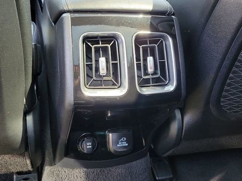 Used 2024 Kia Sorento SX Prestige AWD/4WD image 25