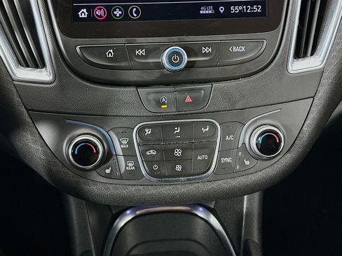 Used 2020 Chevrolet Malibu LT image 22