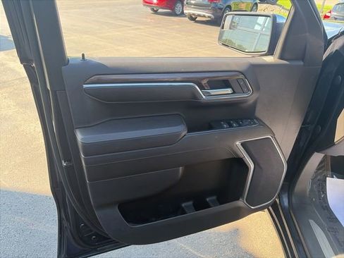 Used 2023 Chevrolet Silverado 1500 LT AWD/4WD image 10