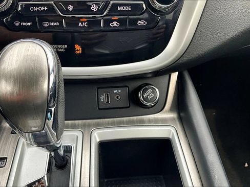 Used 2018 Nissan Murano SL w/ Midnight Edition Package AWD/4WD image 16