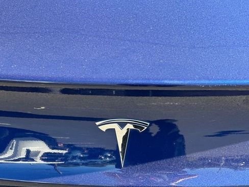 Used 2023 Tesla Model 3 Standard Range image 29