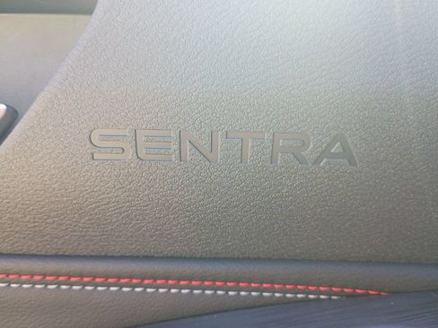 New 2026 Nissan Sentra SR w/ Floor Mat Package FWD image 36
