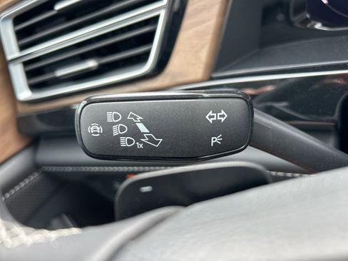 New 2026 Volkswagen Atlas SE FWD image 28