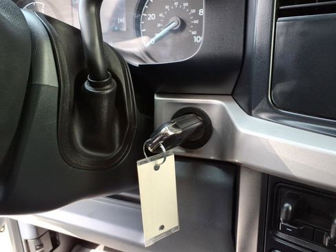 Used 2024 Ford F250 XLT w/ FX4 Off-Road Package image 9