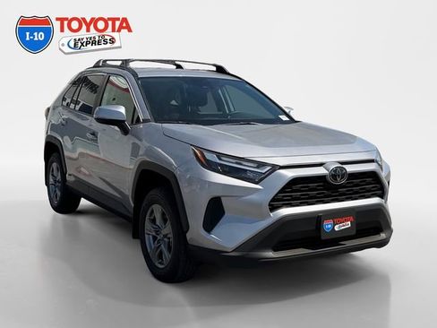 Certified 2025 Toyota RAV4 XLE AWD/4WD image 7