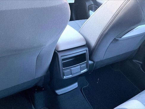 Used 2025 Subaru Forester image 30