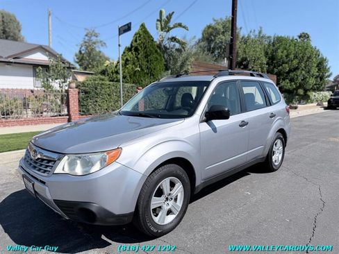 Used 2012 Subaru Forester 2.5X w/ Alloy Wheel Pkg AWD/4WD image 1