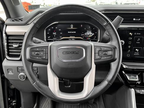 Used 2025 GMC Sierra 2500 Denali image 24