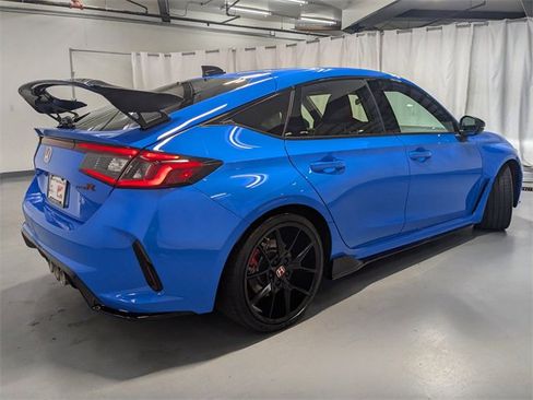 Used 2025 Honda Civic Type R image 3