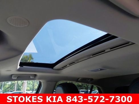 Used 2019 Buick Encore Essence AWD/4WD image 28