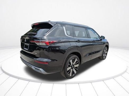 New 2026 Mitsubishi Outlander SEL FWD image 4