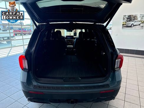 Used 2025 Ford Explorer ST-Line w/ Premium Package AWD/4WD image 12