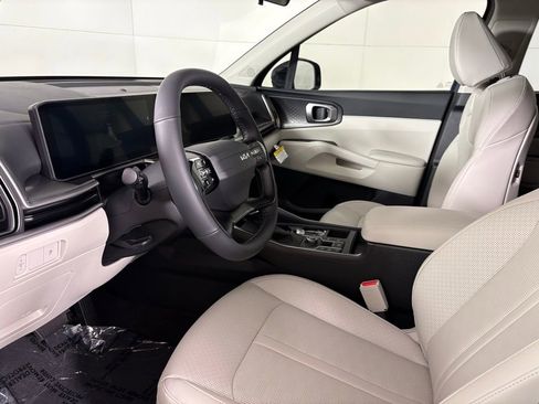 New 2026 Kia Sorento S w/ S Panoramic Sunroof Package image 22