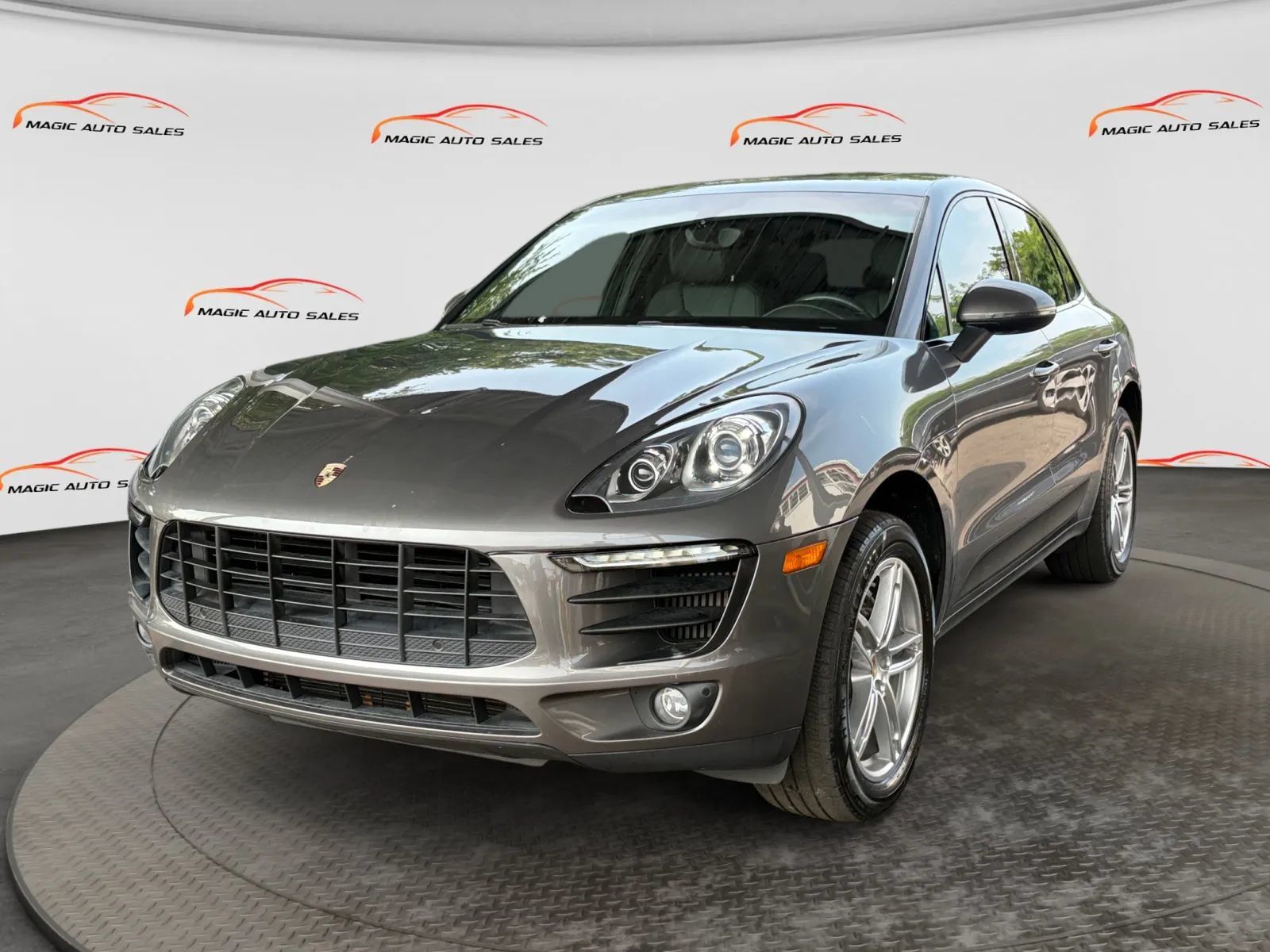 Used 2016 Porsche Macan S AWD/4WD image 1