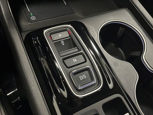 Used 2024 Honda Pilot Elite image 19