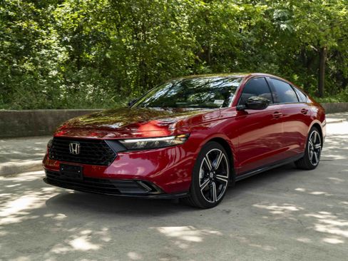 Used 2026 Honda Accord Sport image 5