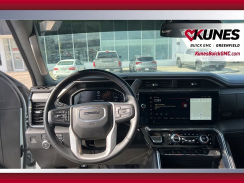 Used 2024 GMC Sierra 2500 Denali AWD/4WD image 24