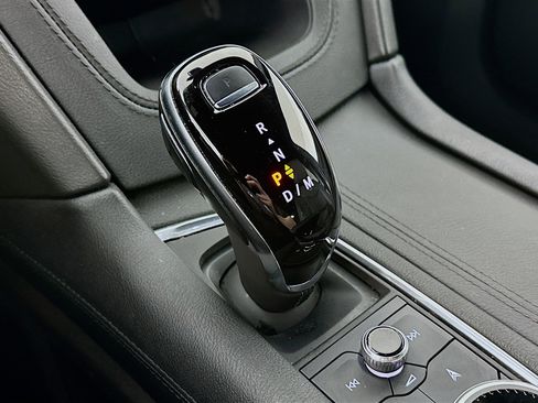 Used 2022 Cadillac XT6 Premium Luxury w/ Technology Package image 16