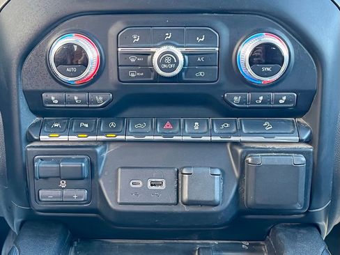 Used 2020 GMC Sierra 1500 AT4 w/ AT4 Premium Package image 30