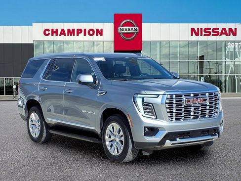 Used 2025 GMC Yukon Denali image 1