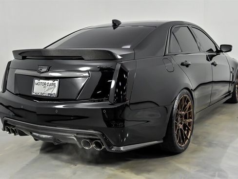 Used 2019 Cadillac CTS V w/ Carbon Fiber Package RWD image 10