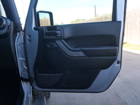 Used 2017 Jeep Wrangler Unlimited Sport w/ Quick Order Package 24S image 13