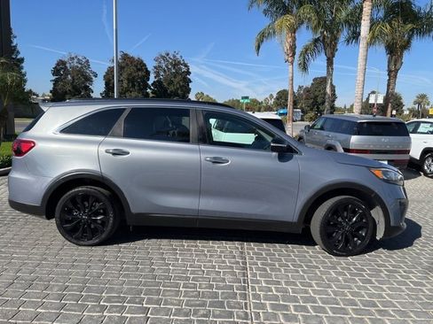 Used 2019 Kia Sorento S w/ Paint Protection Package image 5