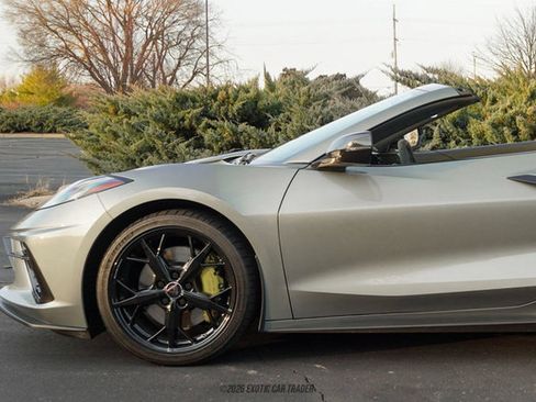 Used 2022 Chevrolet Corvette Stingray Premium Cpe RWD image 4