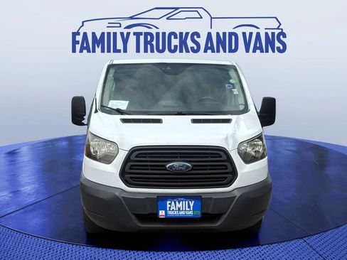 Used 2015 Ford Transit 250 130 Low Roof RWD image 8