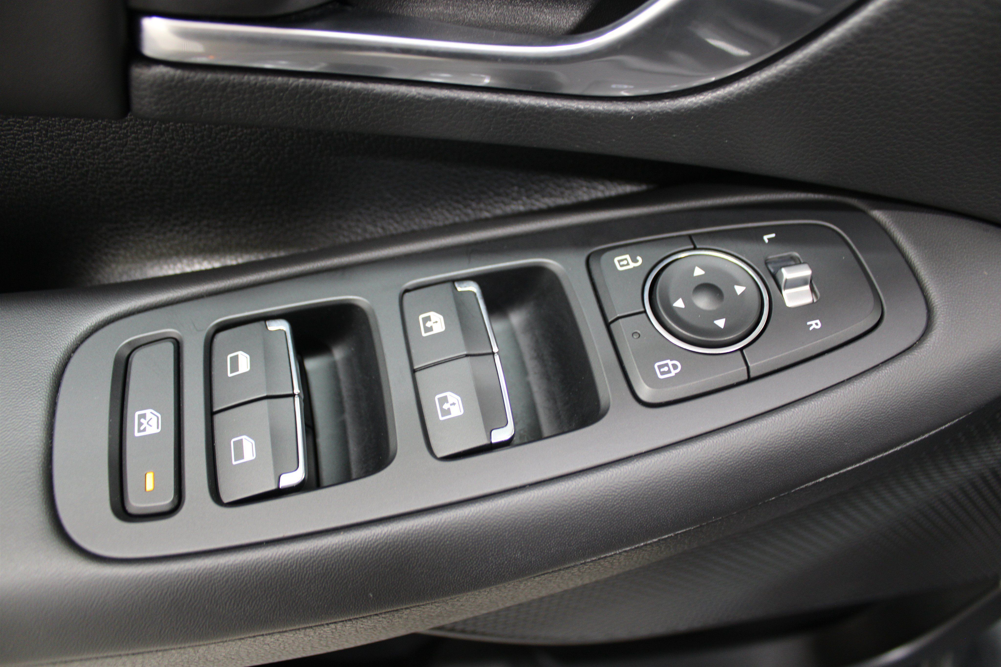 Used 2023 Hyundai Sonata SEL FWD image 16