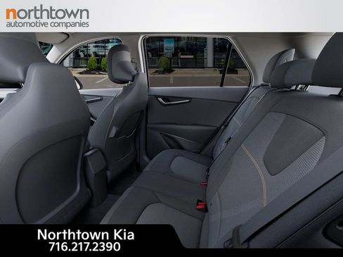 New 2025 Kia Niro LX image 19