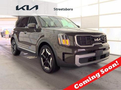 Used 2024 Kia Telluride S w/ S Sunroof Package AWD/4WD image 1