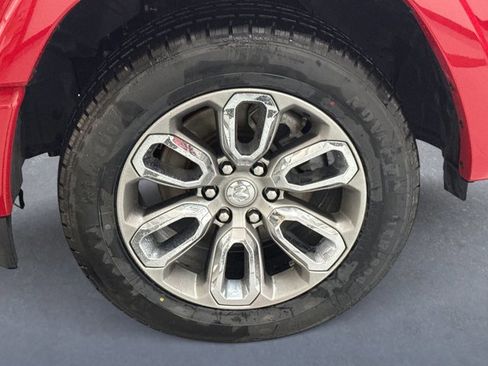 Used 2022 RAM 1500 Laramie w/ Sport Appearance Package image 22