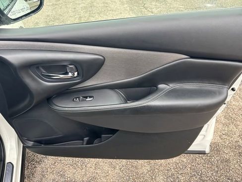 Used 2019 Nissan Murano SV w/ Premium Package image 35