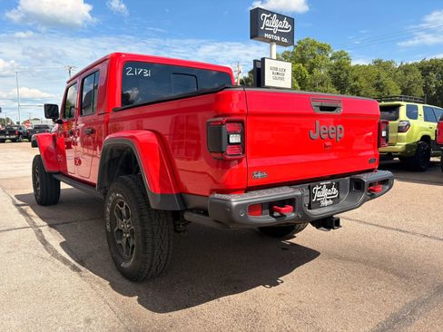Used 2020 Jeep Gladiator Rubicon AWD/4WD image 4