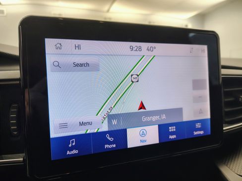 Used 2020 Ford Explorer ST image 3