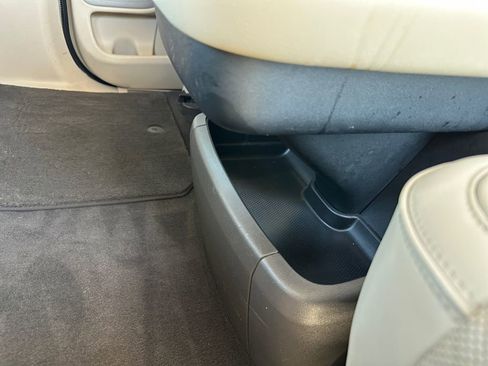 Used 2019 Lincoln Navigator L Reserve w/ Cargo Package image 27