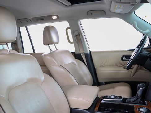 Used 2022 Nissan Armada SL w/ Captain's Chairs Package image 29