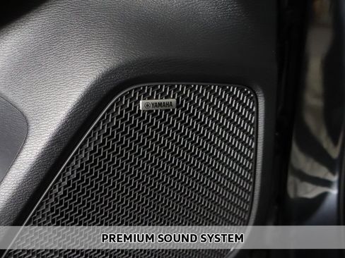 New 2026 Mitsubishi Outlander SE image 4