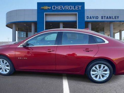 Used 2025 Chevrolet Malibu LT FWD image 5