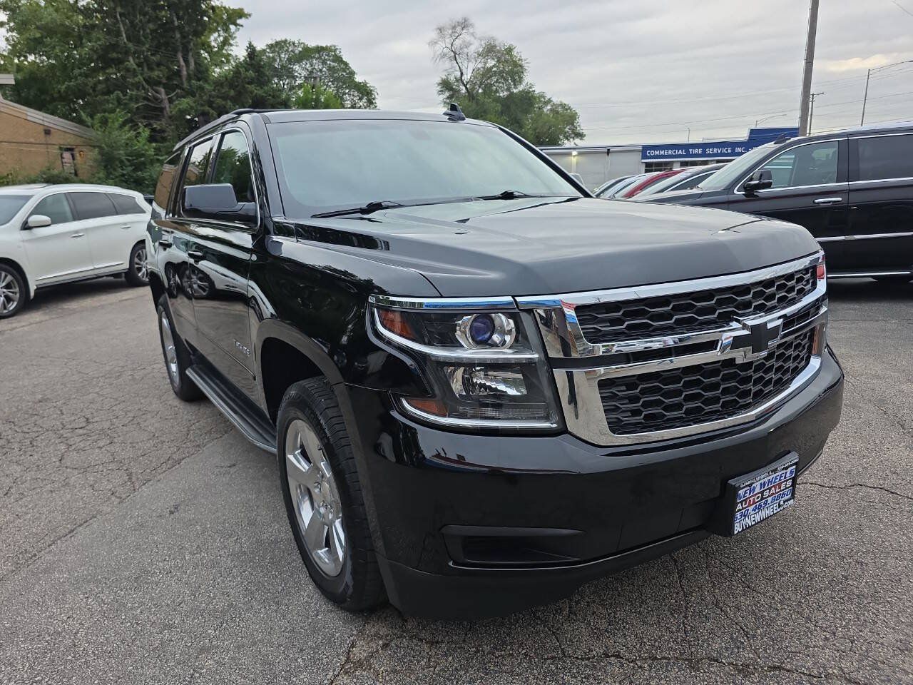 Used 2017 Chevrolet Tahoe LS w/ All-Season Package AWD/4WD image 5