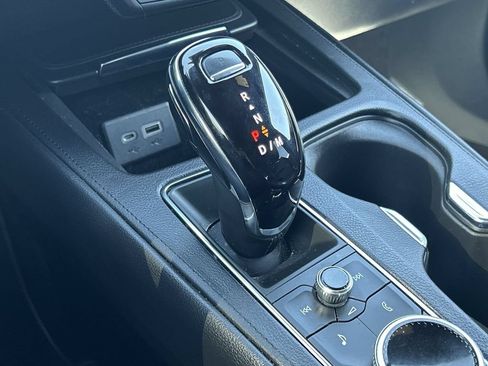 Certified 2023 Cadillac XT4 Premium Luxury AWD/4WD image 13