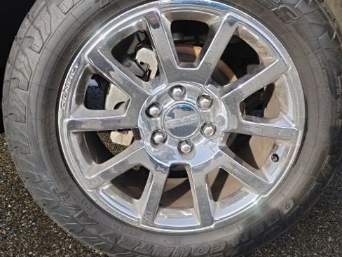 Used 2016 GMC Yukon Denali w/ Open Road Package image 7