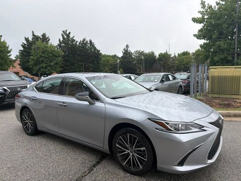 Certified 2023 Lexus ES 350 w/ Premium Package FWD image 11