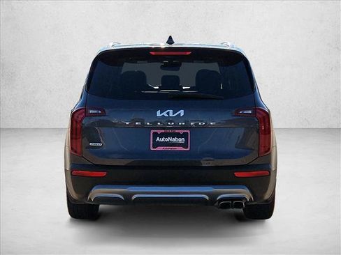 Used 2022 Kia Telluride SX AWD/4WD image 7