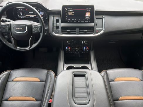 Used 2023 GMC Yukon AT4 w/ Technology Package AWD/4WD image 13