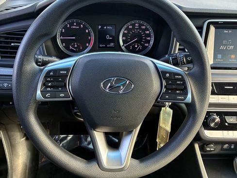 Used 2018 Hyundai Sonata SE image 23